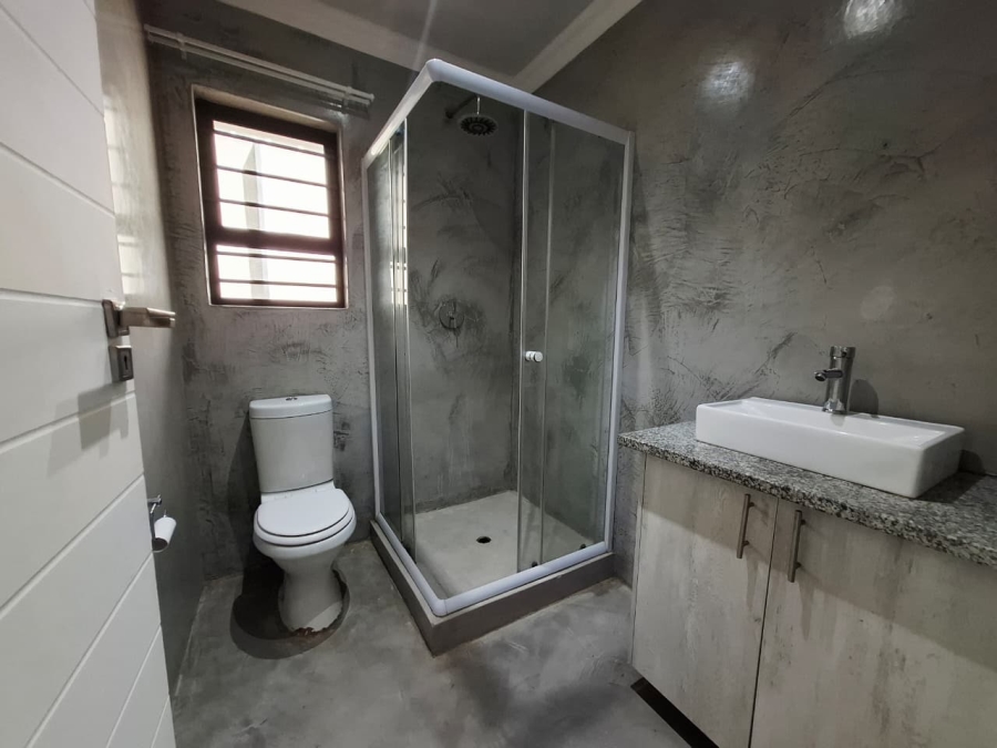 2 Bedroom Property for Sale in Heuwelsig Free State